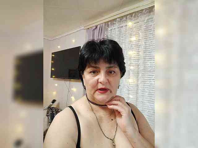 IsXLoves Live Webcam on BongaCams