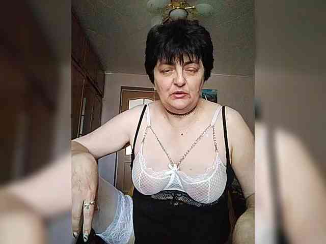 IsXLoves webcam