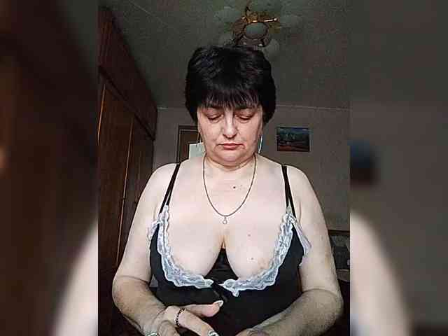 IsXLoves webcam