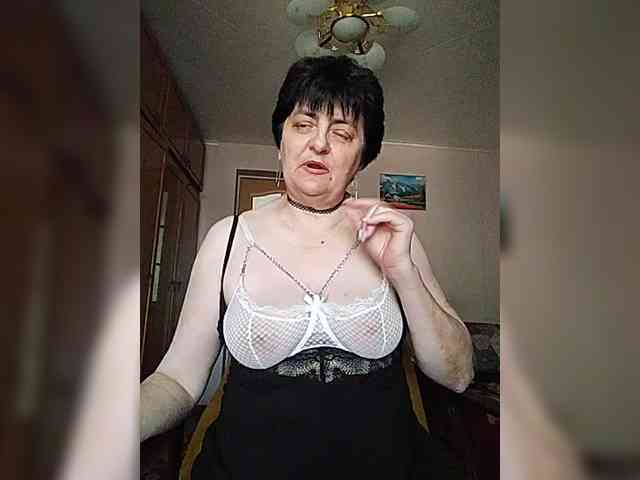 IsXLoves webcam