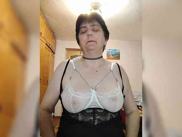 IsXLoves webcam