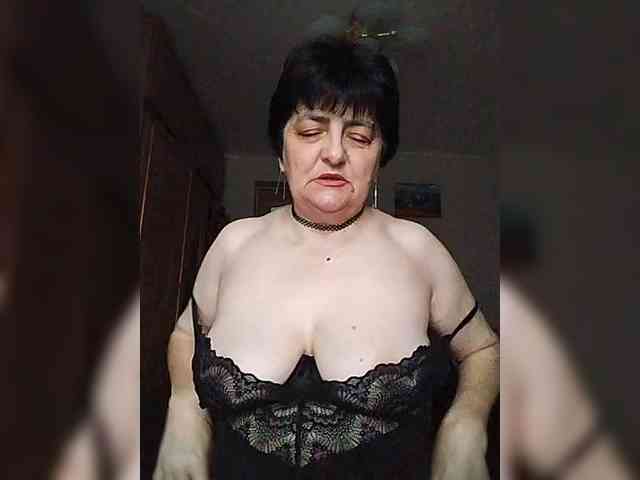 IsXLoves webcam