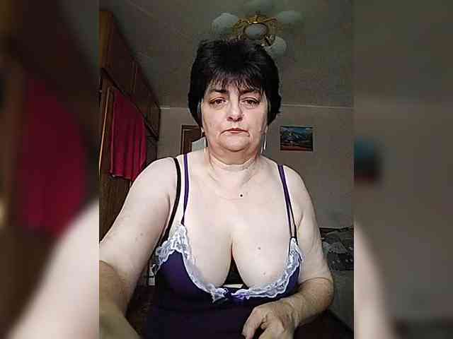 IsXLoves webcam
