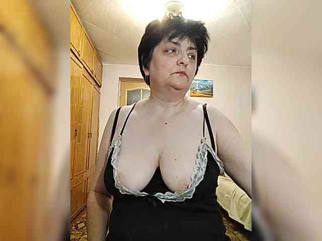 IsXLoves webcam