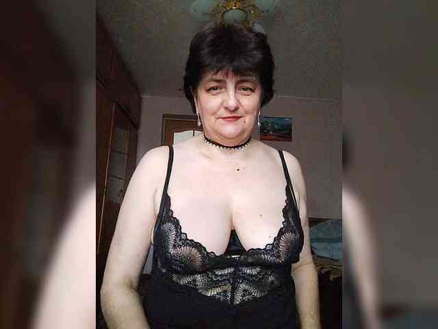 IsXLoves webcam