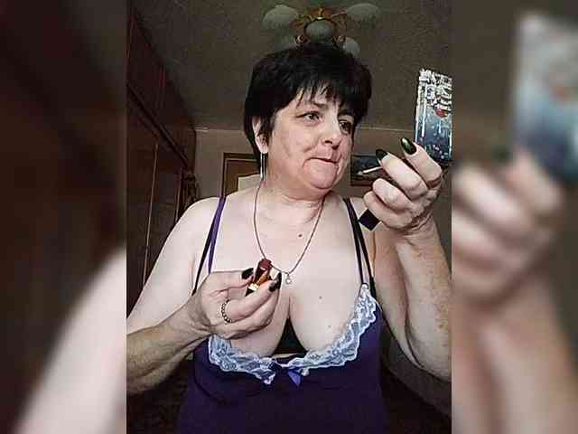 IsXLoves webcam