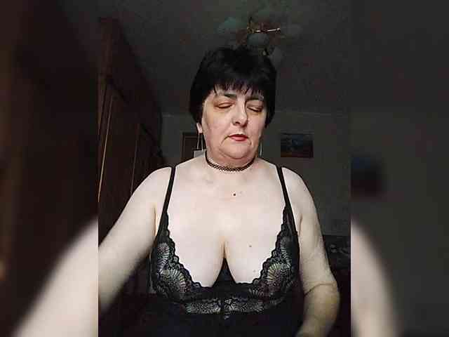 IsXLoves webcam