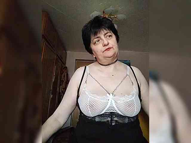 IsXLoves webcam