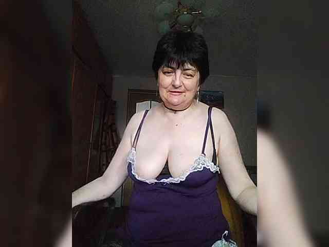 IsXLoves webcam