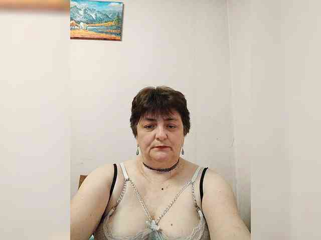 IsXLoves webcam