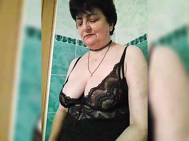 IsXLoves webcam
