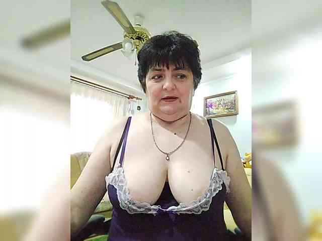 amateur sex online IsXLoves