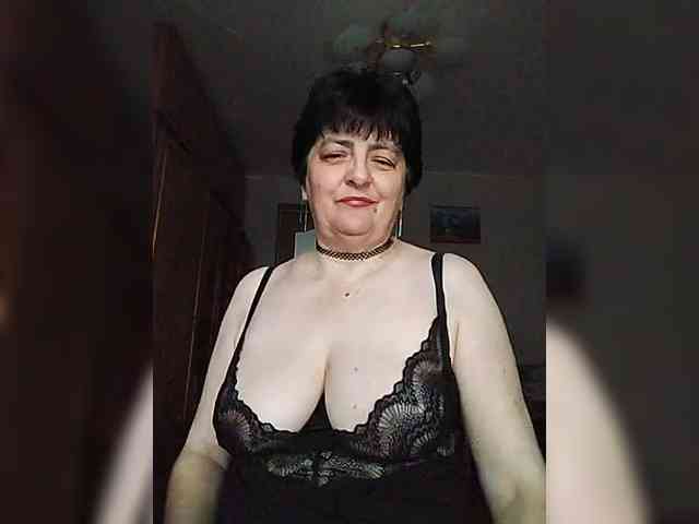 IsXLoves webcam