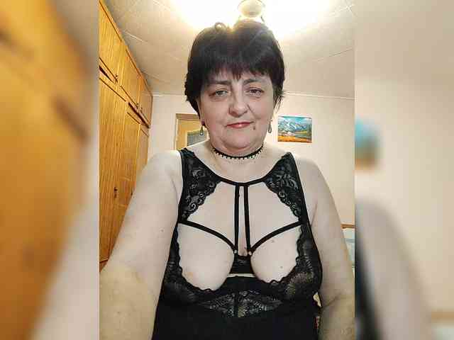 IsXLoves webcam