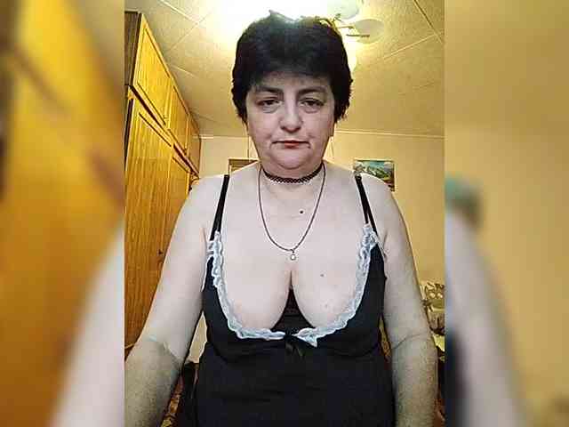 IsXLoves webcam