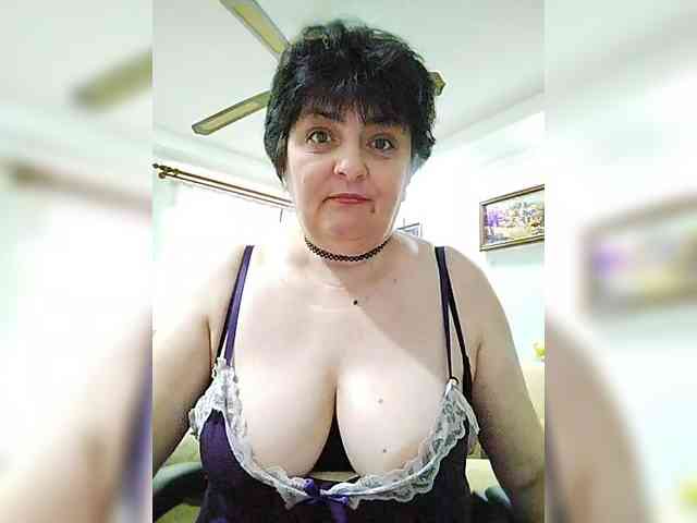 IsXLoves webcam