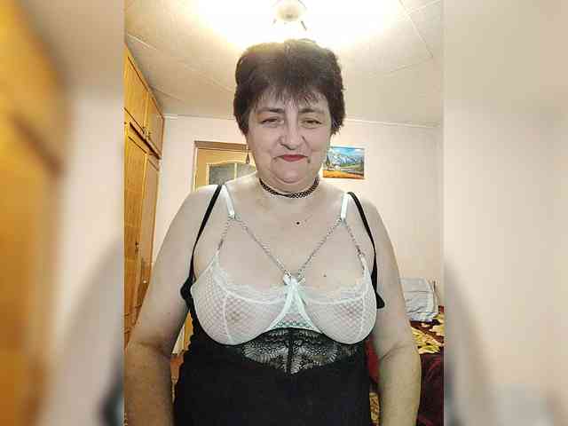 IsXLoves webcam