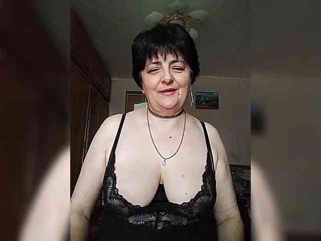 IsXLoves webcam