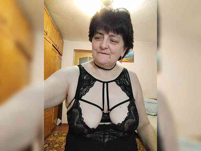 IsXLoves webcam