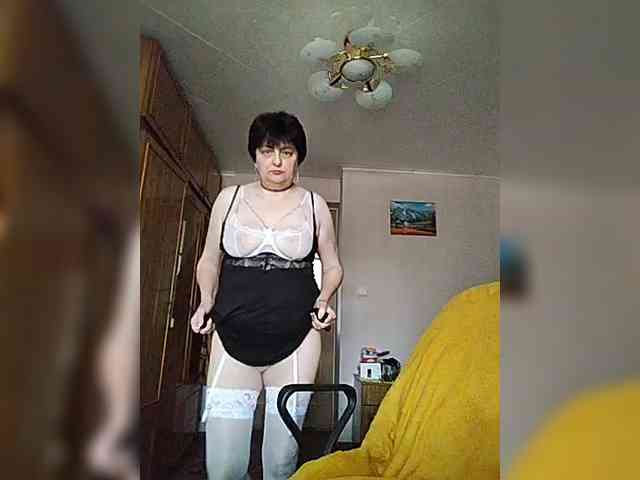 IsXLoves webcam