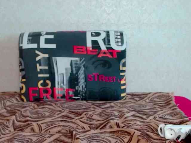 aliiicestone webcam