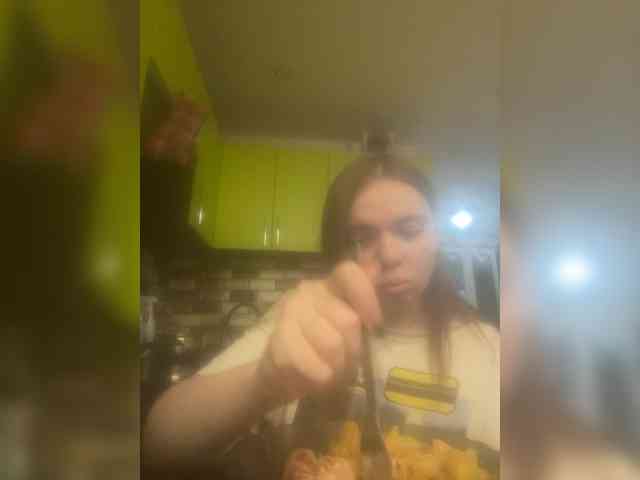 aliiicestone Live Webcam on BongaCams