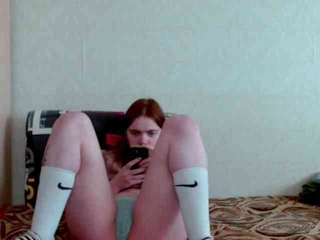 aliiicestone Live Webcam on BongaCams