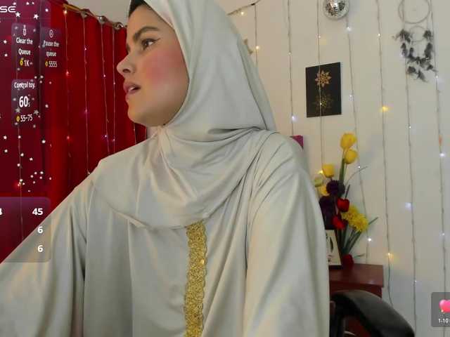 AishaAmin's BongaCams show and profile