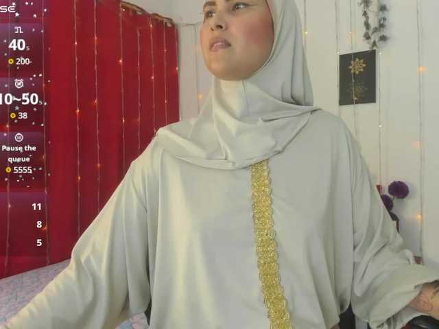 AishaAmin's BongaCams show and profile