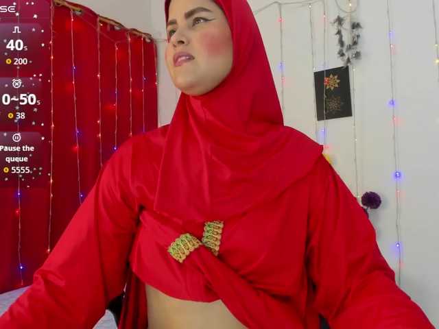 AishaAmin's BongaCams show and profile