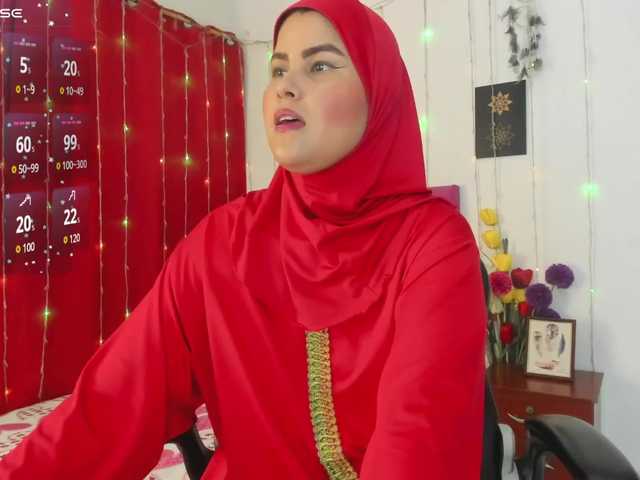 AishaAmin's BongaCams show and profile