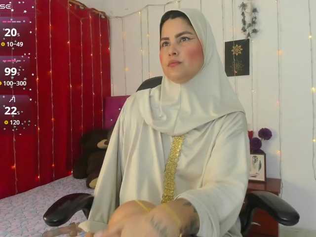 AishaAmin's BongaCams show and profile