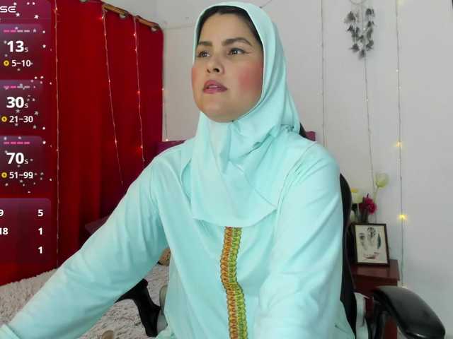 AishaAmin's BongaCams show and profile