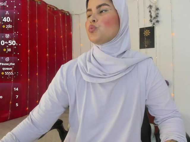 AishaAmin's BongaCams show and profile