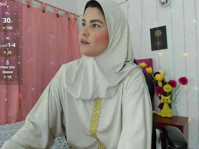 AishaAmin webcam