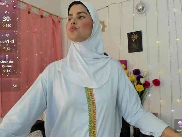 AishaAmin webcam