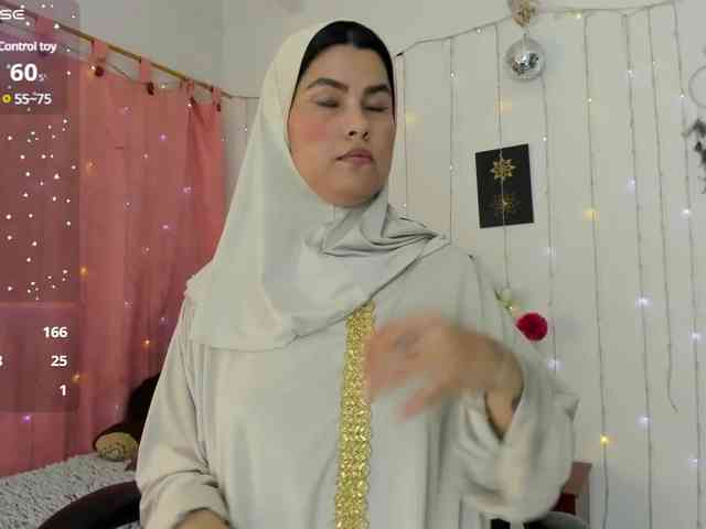 AishaAmin webcam