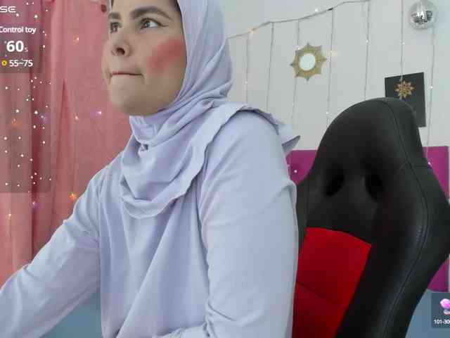 AishaAmin webcam