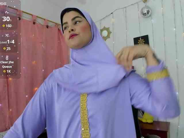 AishaAmin webcam