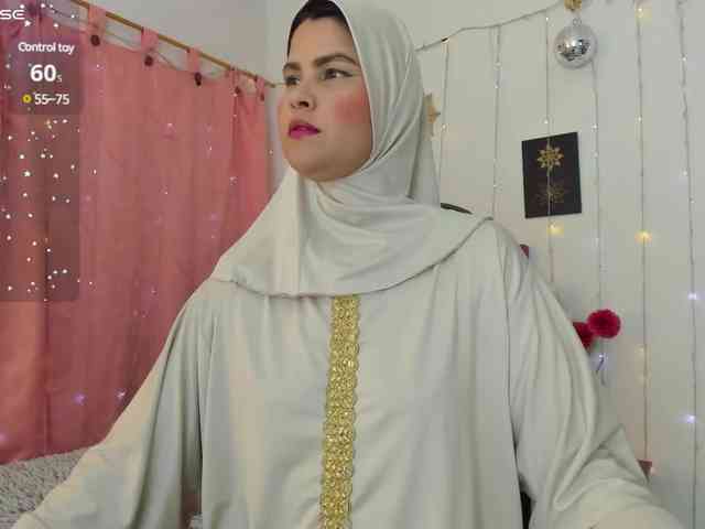 AishaAmin webcam