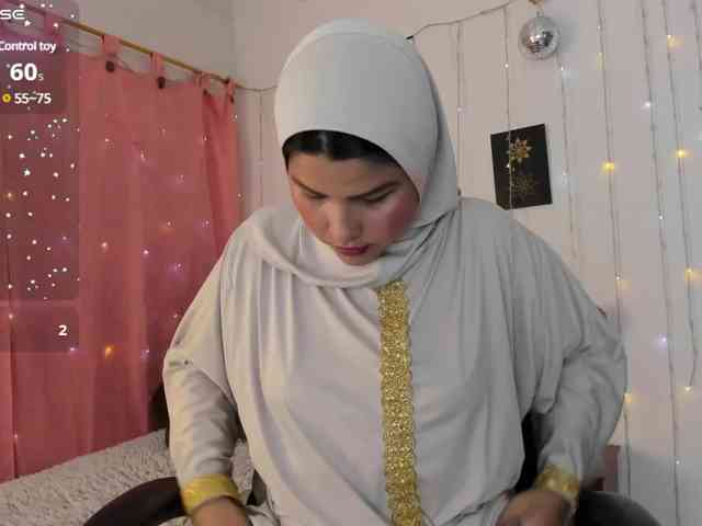 AishaAmin webcam
