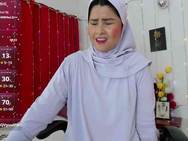 AishaAmin webcam