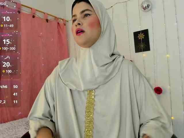 AishaAmin webcam