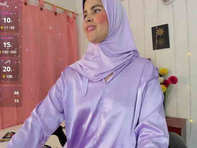 AishaAmin webcam