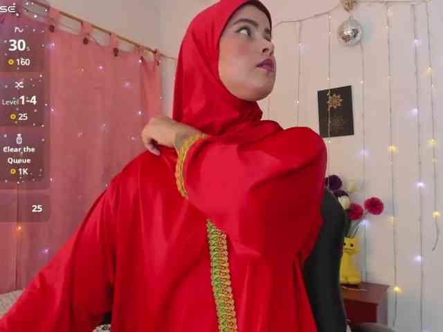 AishaAmin webcam