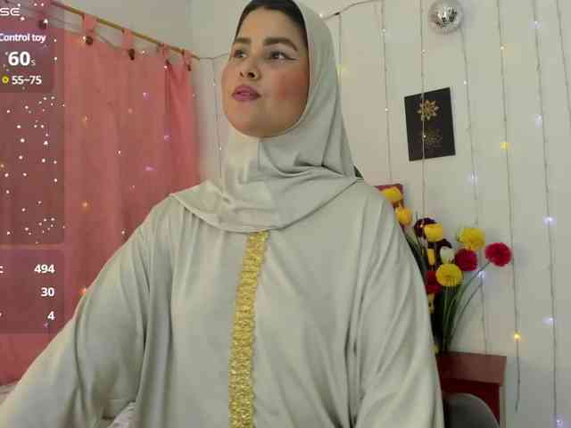 AishaAmin webcam