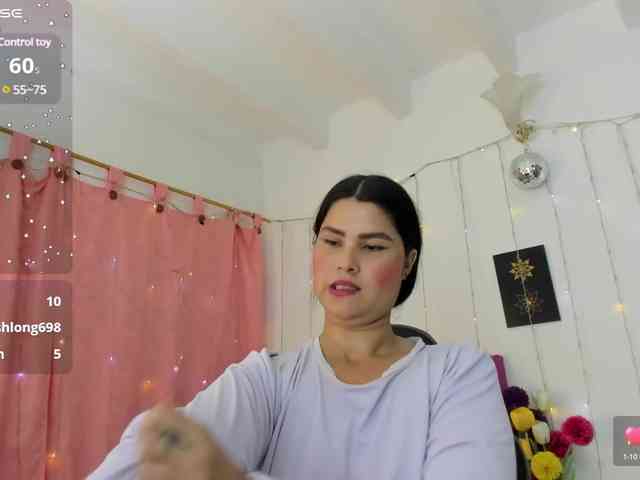 AishaAmin webcam