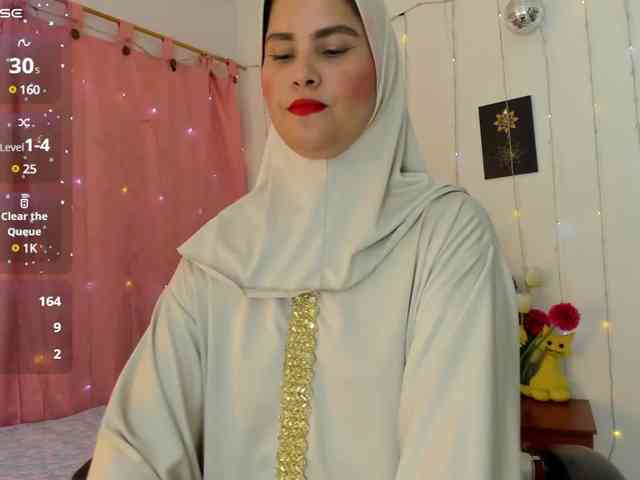 AishaAmin webcam