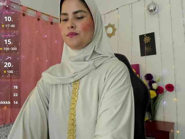 AishaAmin webcam