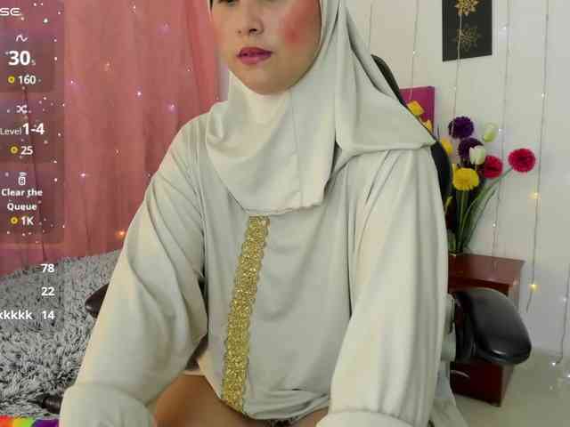 AishaAmin webcam
